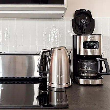 Schoenhaus Prenzlauer Berg - Grosszuegiges Design-apartment *