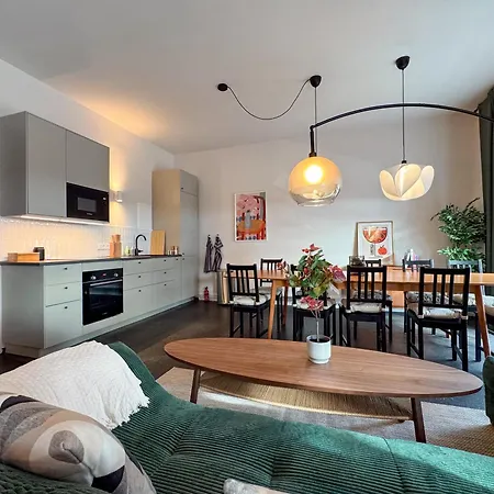 Schoenhaus Prenzlauer Berg - Grosszuegiges Design-apartment * Berlin